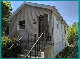 1519 Maple St, South Milwaukee, WI 53172