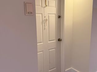 540 Brickell Key Dr APT 828, Miami, FL 33131