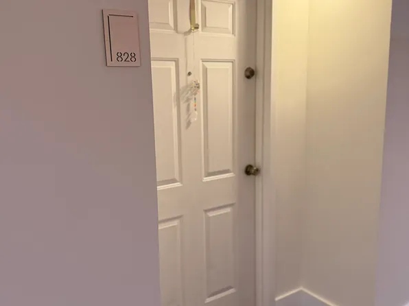 540 Brickell Key Dr, Miami, FL