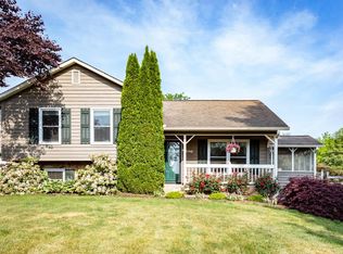 7142 Blair Meadow Ln, Mount Crawford, VA 22841