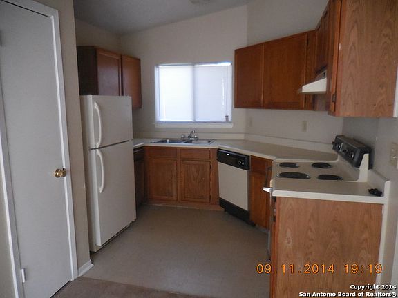4th image of 8406 Dixon Ridge Dr