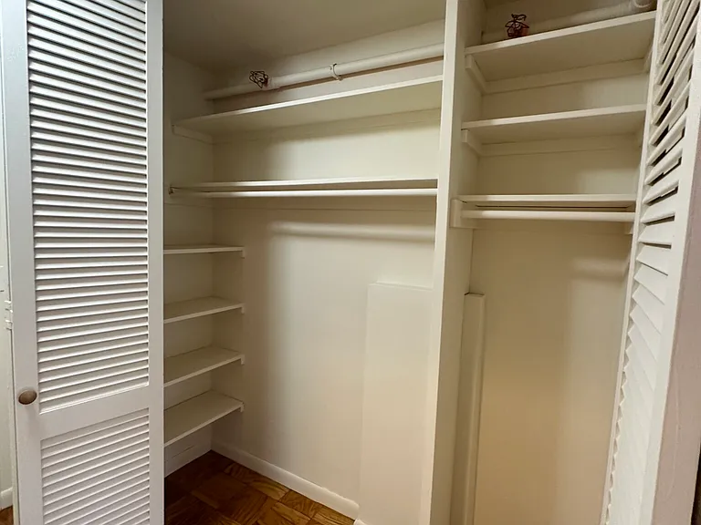77 Monmouth St #902D — Photo 17