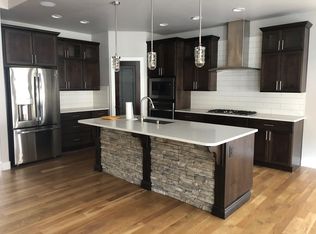 177 Coyote Willow Dr, Colorado Springs, CO 80921