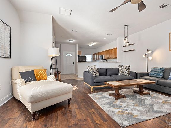 5th image of 2581 Baytown Cir