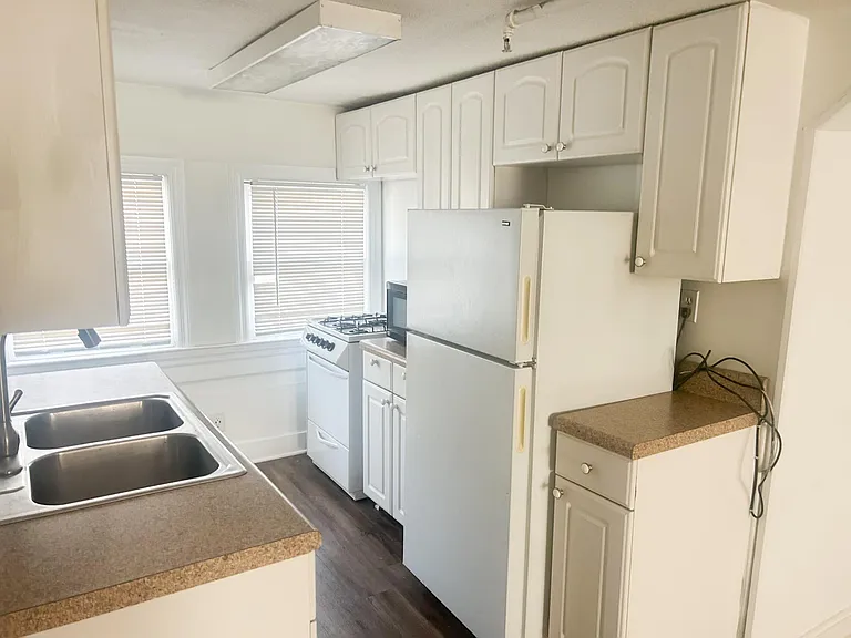 2316 W End Ave #301 — Photo 7
