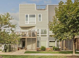 1272 W 74th St #C, Cleveland, OH 44102