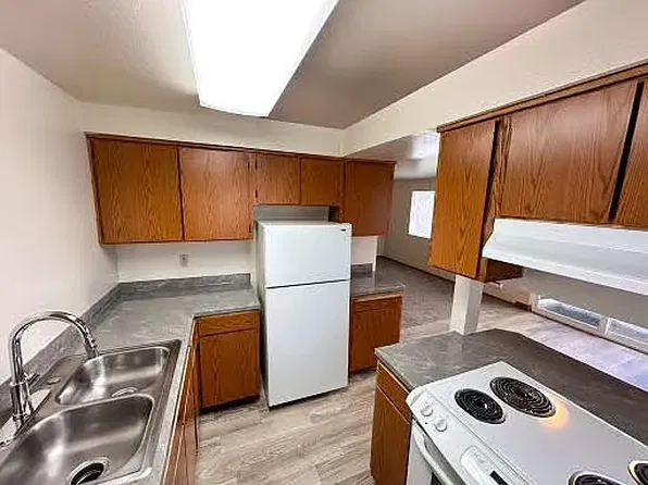 Liberty Square Apartments
