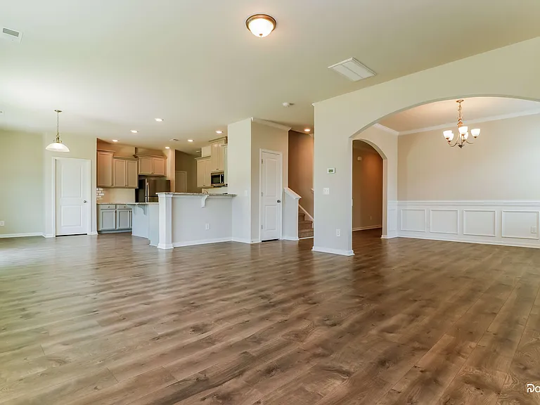 221 Sugarberry Ln — Photo 6