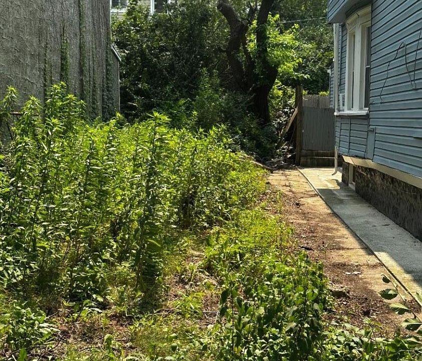 1st image of 1625 E State St