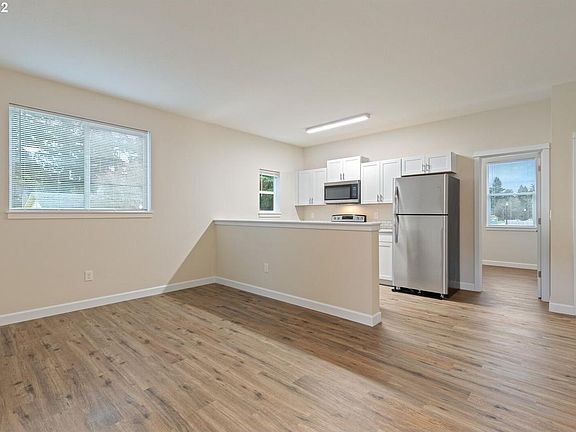 2nd image of 4602 NE 59th Ave