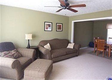 2nd image of 690 Oakdale Cir