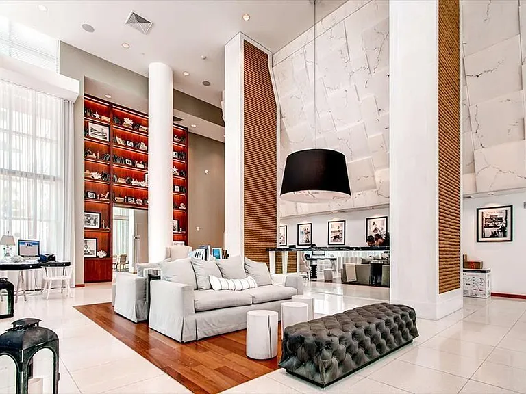 6551 Collins Ave #ID1039976P — Photo 11