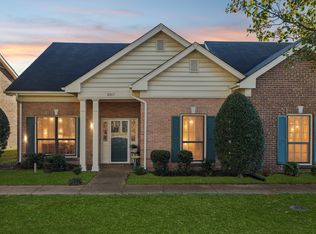8807 Sawyer Brown Rd, Nashville, TN 37221