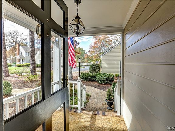 4th image of 8918 Ginger Way Dr