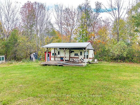 4th image of 569 McMahon Rd
