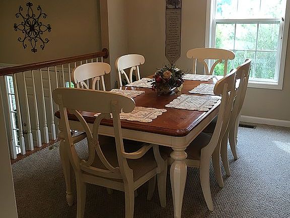 3rd image of 3355 Mead Ct