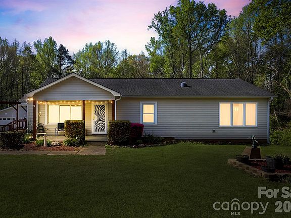 2nd image of 2300 Midland Rd