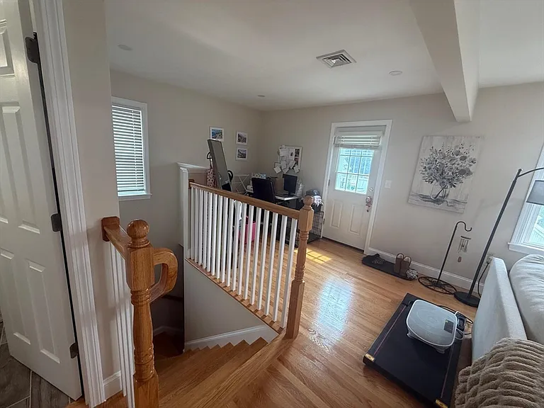 44 Ashland St #2F — Photo 24