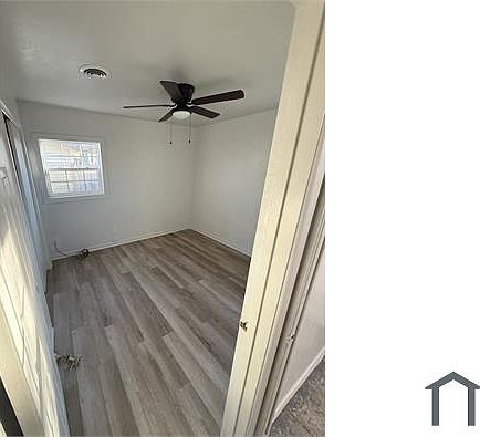 3rd image of 3205 Noble Ave