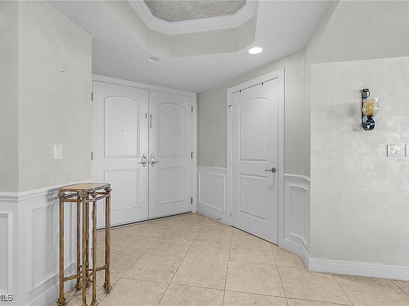 4th image of 2090 W First St APT 1606