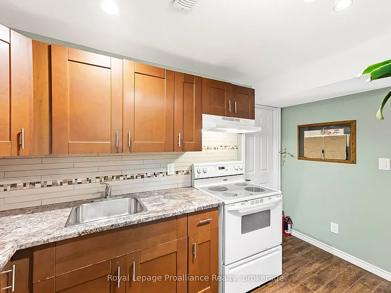37 Ravine Dr — Photo 44