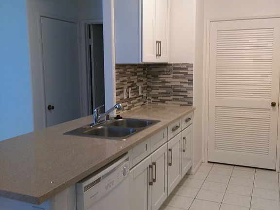 3rd image of 13133 Le Parc Blvd #909