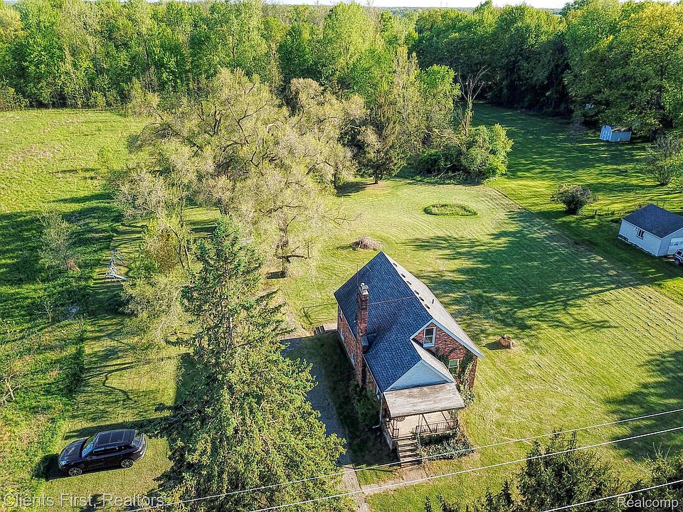 48375 Ford Rd, photo 7