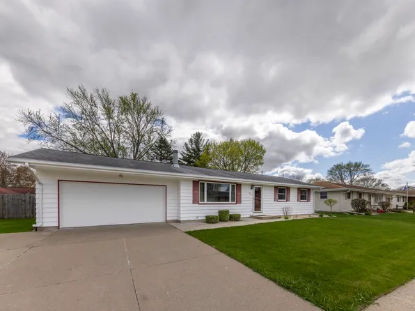 2524 Bradford Ave, Janesville, WI 53545