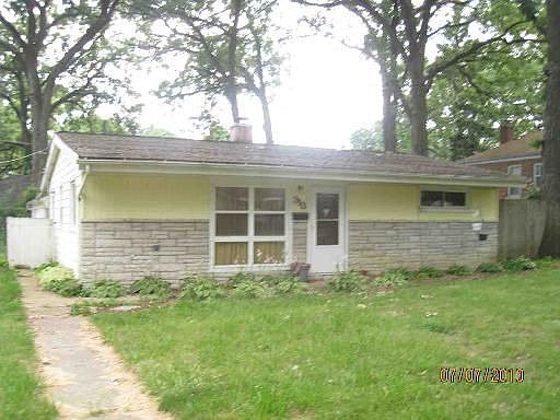 1st image of 313 N Lakeshore Dr