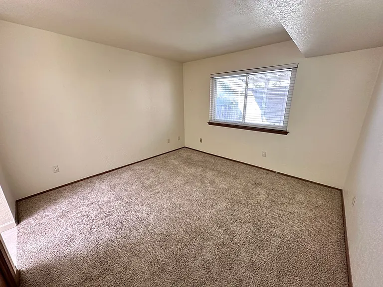 13123 Alice Ave NE — Photo 14