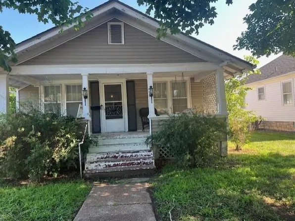 1110 W Main St, Chanute, KS 66720