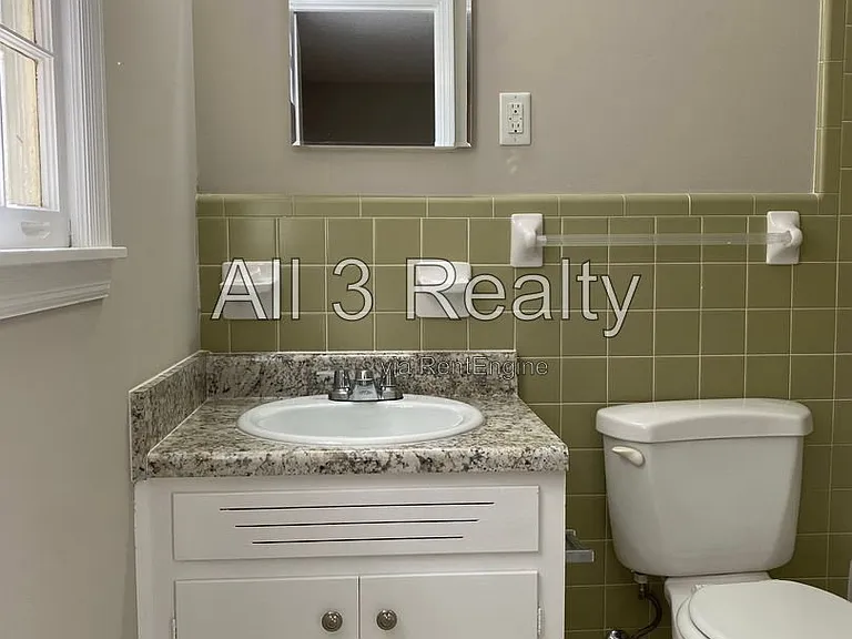 306 Oakwild Dr — Photo 24