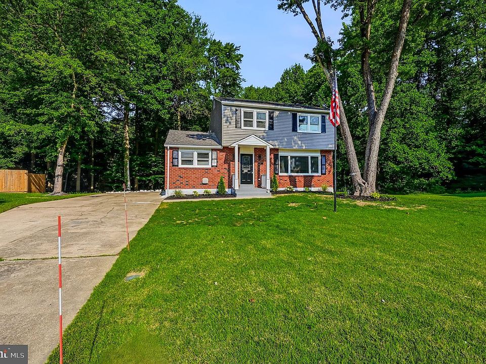 1st image of 136 Hedgewick Dr