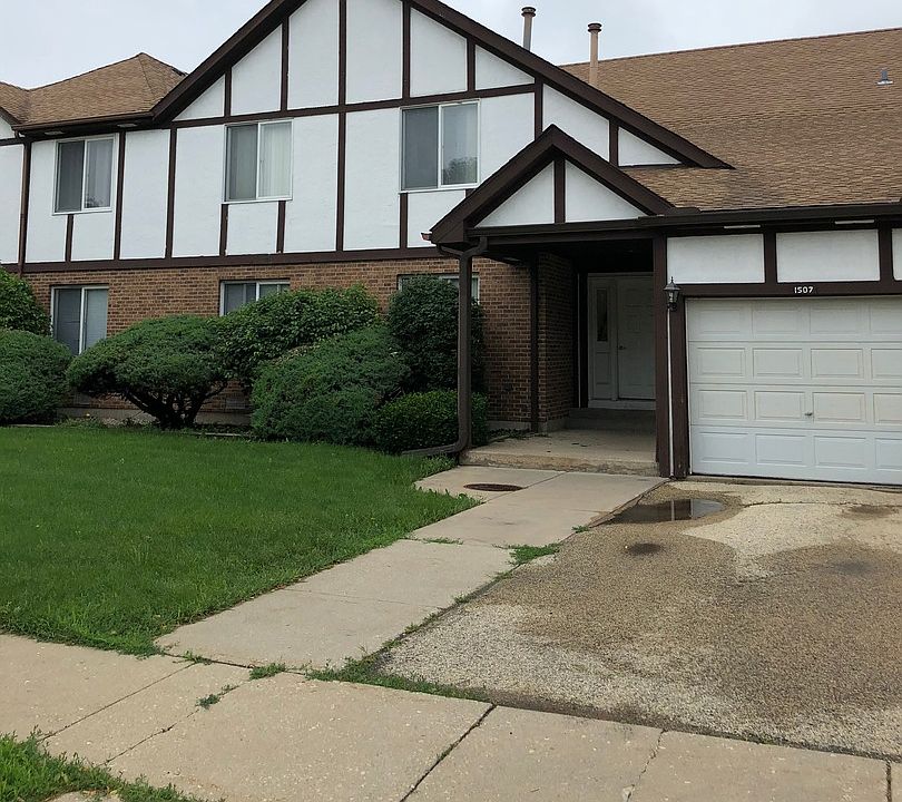 1st image of 1505 Longwood Dr #1C