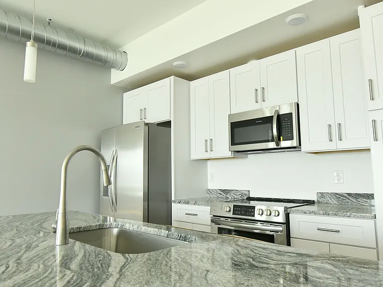 Old Trail Heights Apartments — Photo 41