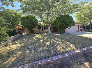 534 Suzanne St, Ridgecrest, CA 93555