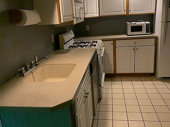 Apartment Kitchen