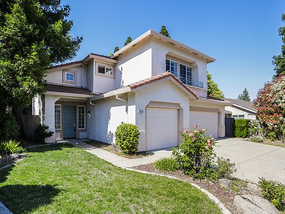 2nd image of 204 Skopas Ct