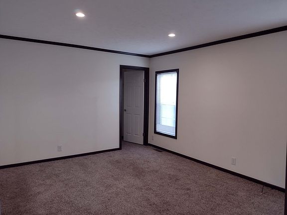 2nd image of 20475 Foster Dr #573