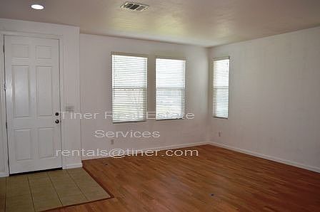 4th image of 4911 Lieto Way