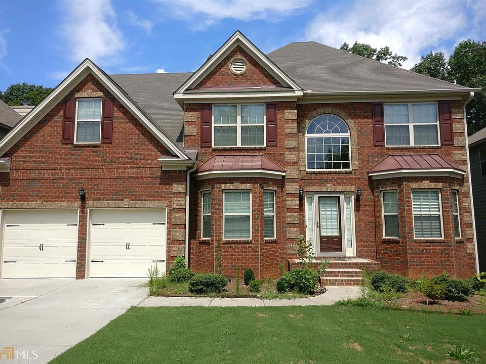 2nd image of 7841 The Lakes Dr