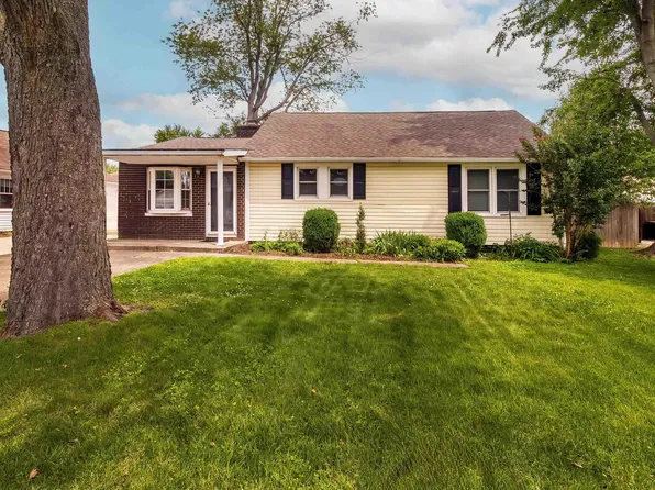 608 E Moore St, Boonville, IN 47601
