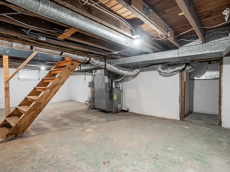 129 S Coles Ave — Photo 24