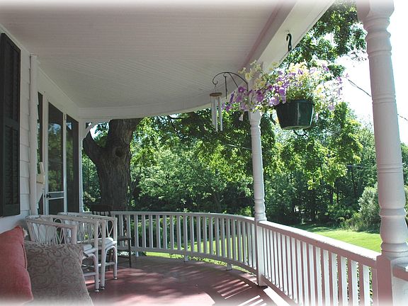 Porcg-open and screened