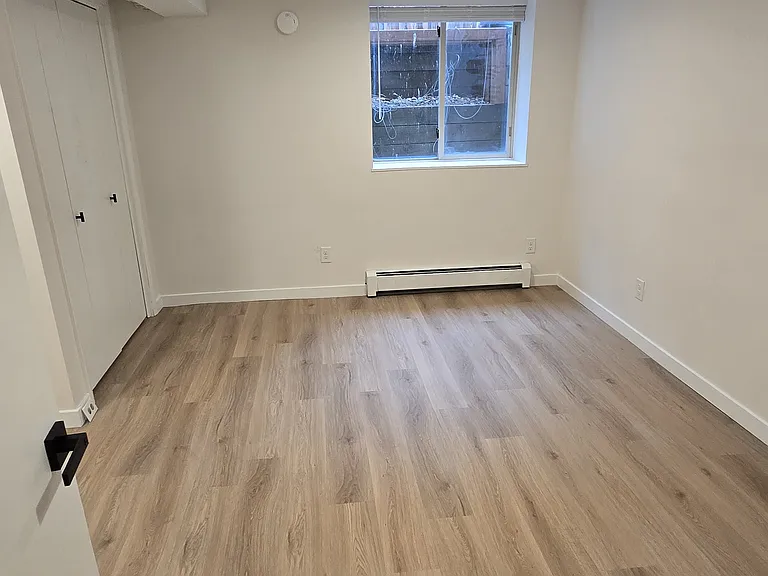 912 S Pratt Pkwy #B — Photo 14