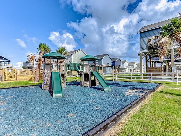 1040 Johnson Rd — Photo 49