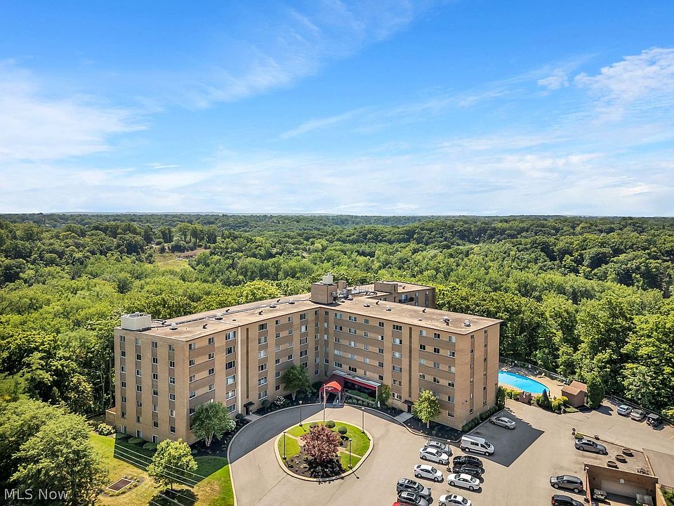 1st image of 18501 Hilliard Blvd APT 609