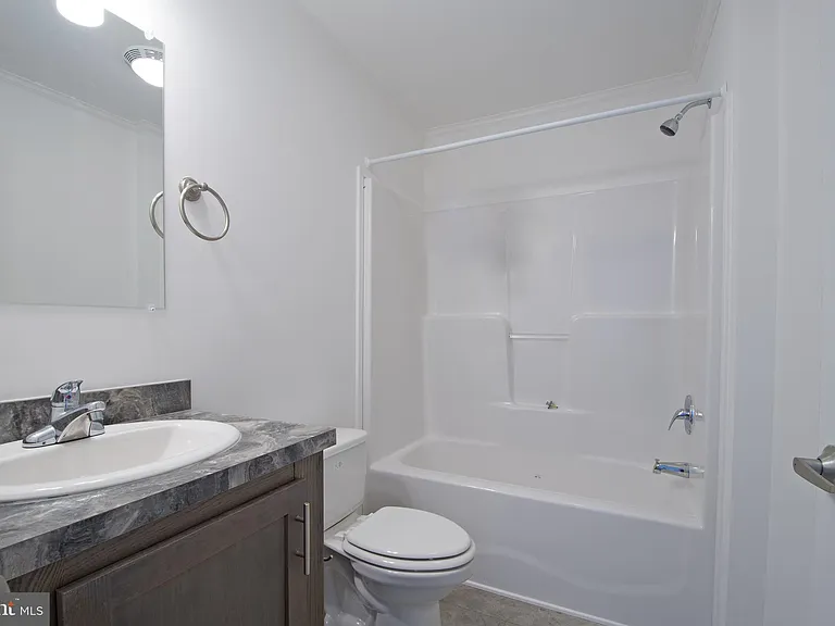 80 Longbow Ln — Photo 9