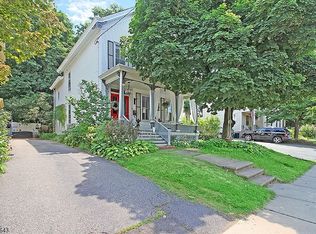 11 Park Ave, Flemington, NJ 08822