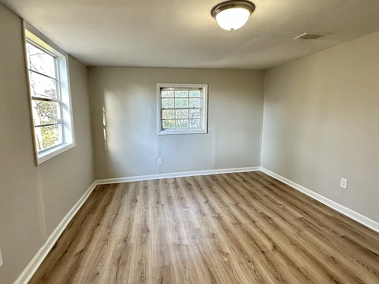 1376 Creel Ct — Photo 8